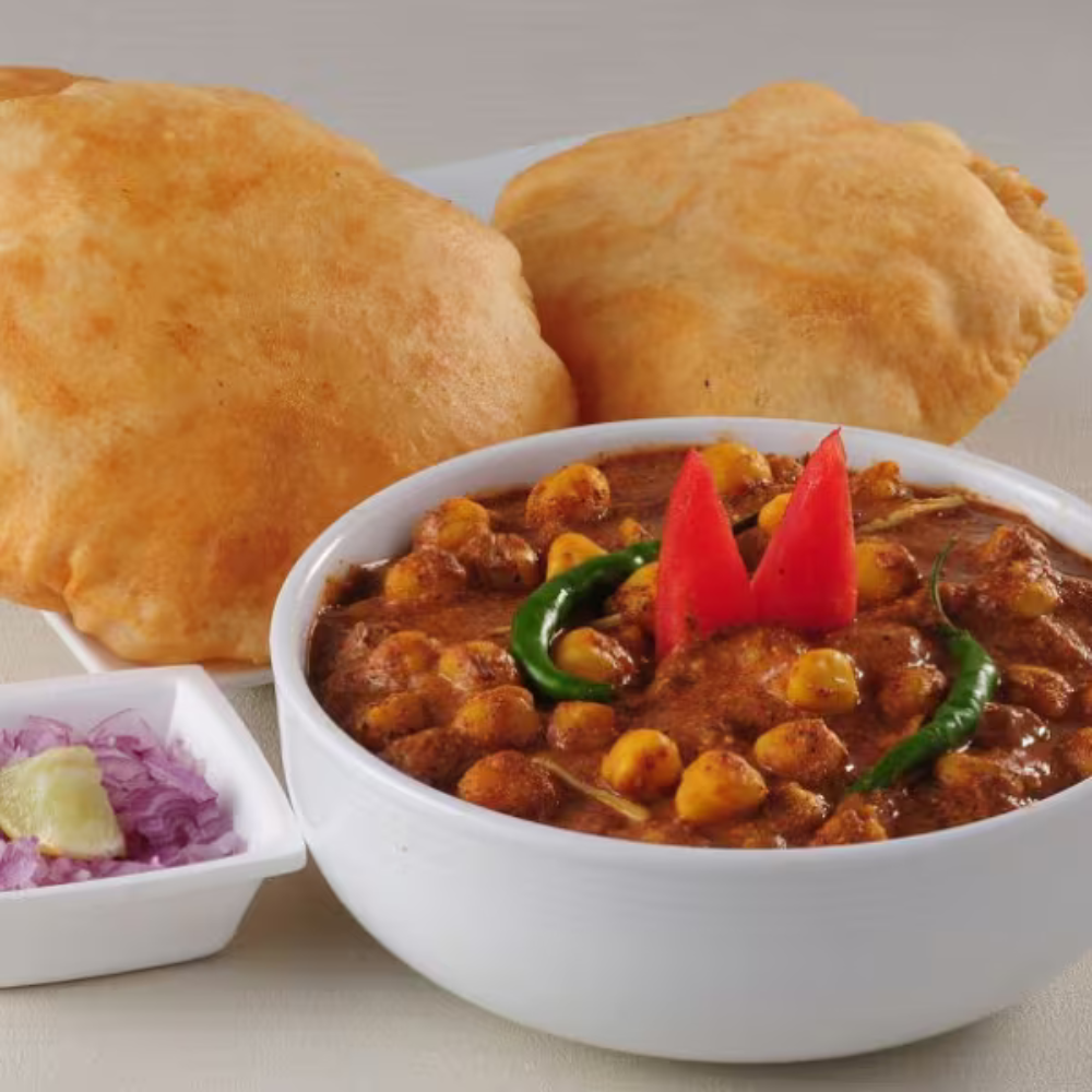 CHOLE BHATURE